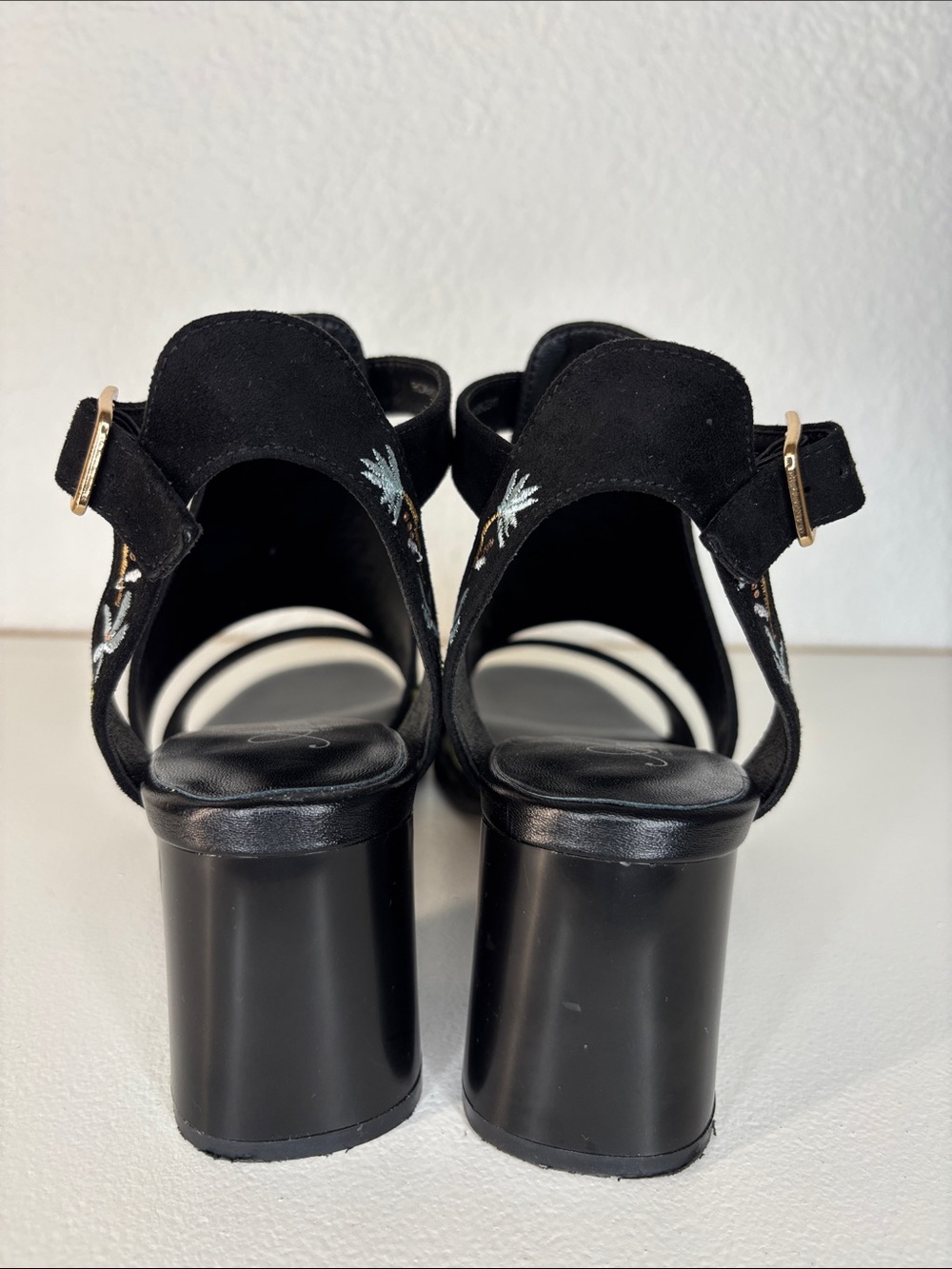 AZURA Romantic Embroidered Black Chunky Heel Sandals with Floral Detail 37/6.5 - Picture 6 of 13
